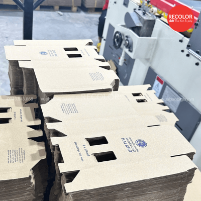 Quy cách sản xuất thùng carton bế lỗ
