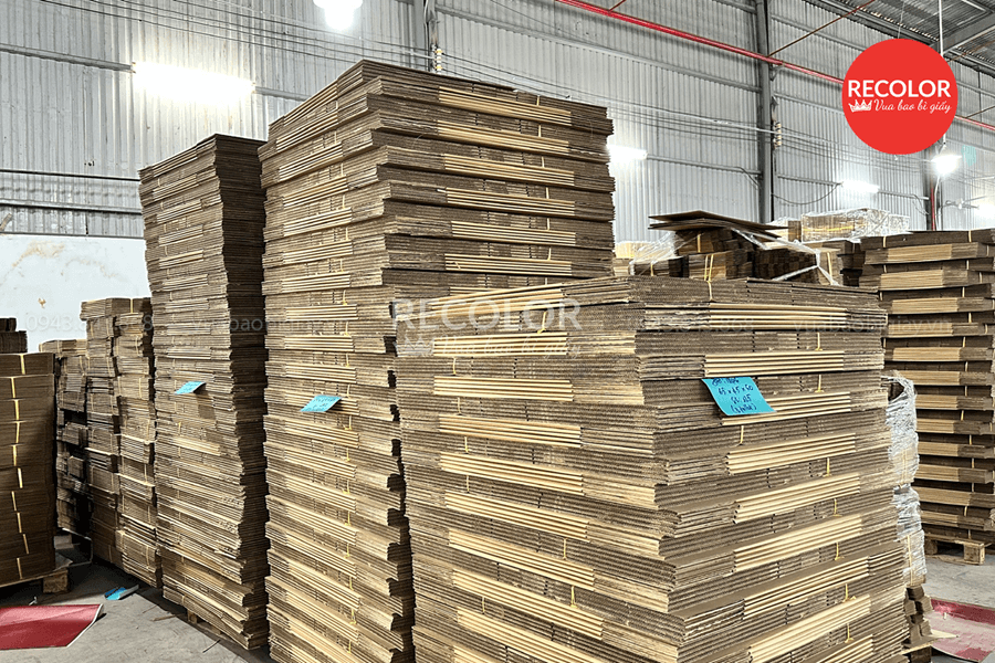 Xưởng sản xuất thùng carton tại Chánh Phú Hòa uy tín giá tốt 3 Cung cấp thùng carton theo các loại sóng